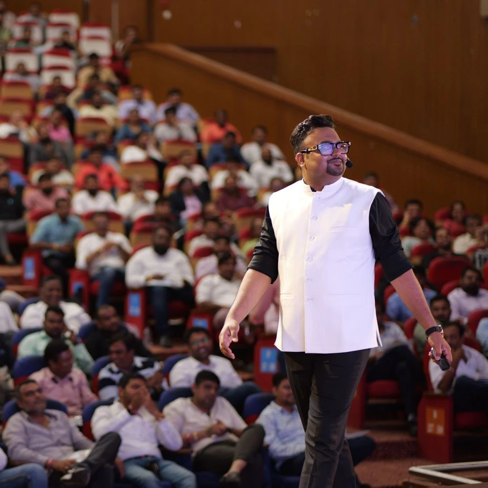 Rahul Malodia Vyapari to CEO