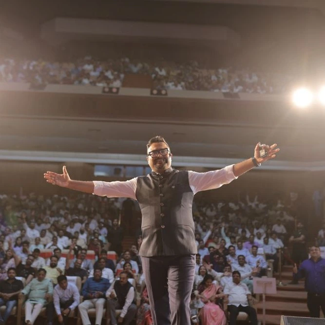 Rahul Malodia Vision